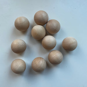 Set of 100 Wooden Balls