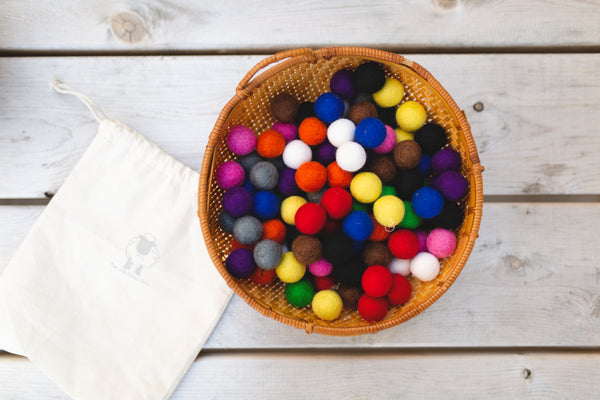 Set of 110 Felt Balls